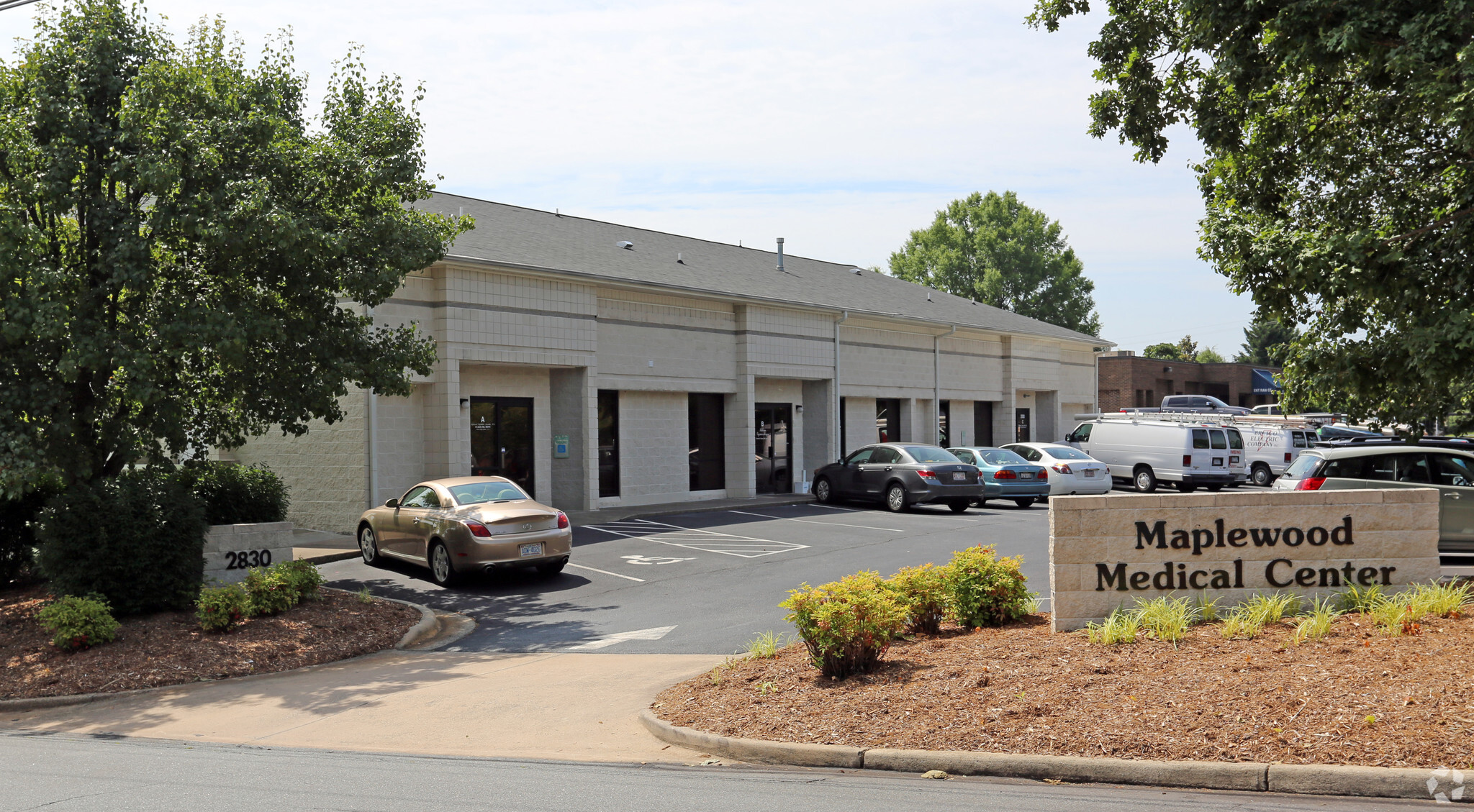 2828 Maplewood Ave, Winston-Salem, NC for sale Building Photo- Image 1 of 5