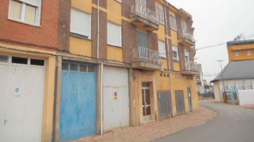 Retail in Toral de los Vados, León for sale - Building Photo - Image 2 of 3