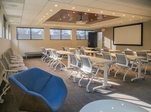 346 Shelburne Rd, Burlington, VT for lease Building Photo- Image 2 of 4