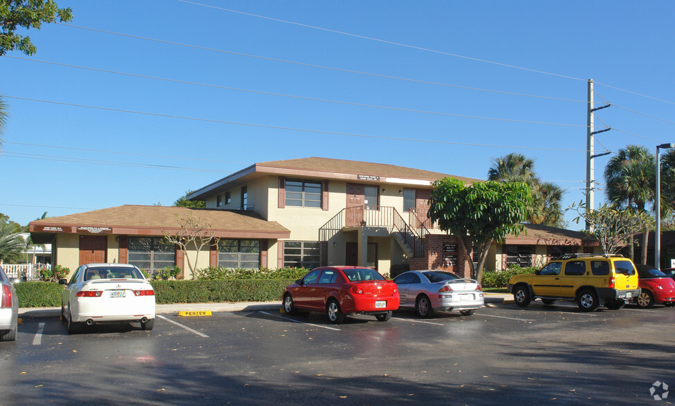 120 S University Dr, Plantation, FL for lease - Building Photo - Image 3 of 4