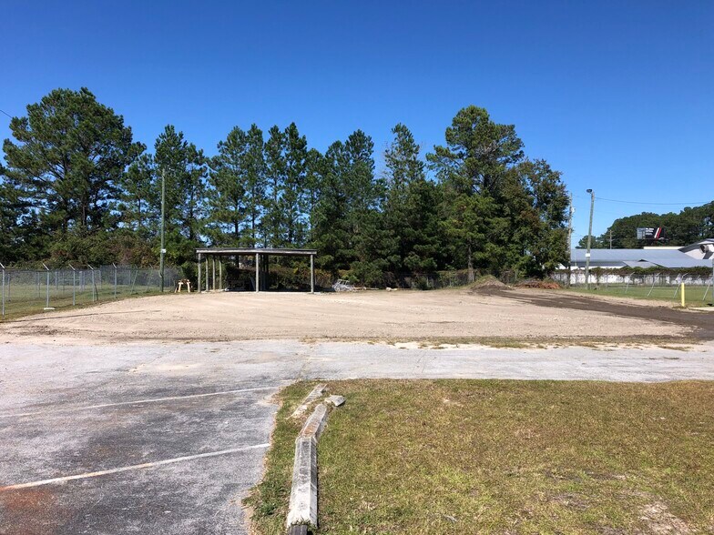 110 Enterprise Rd, Jacksonville, NC 28546