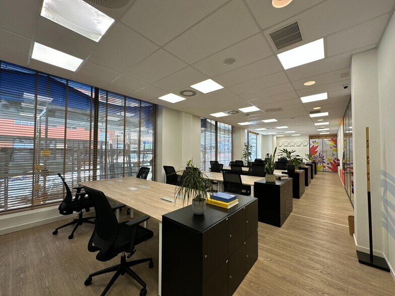 Retail in Zaragoza, Zaragoza for lease - Interior Photo - Image 3 of 39