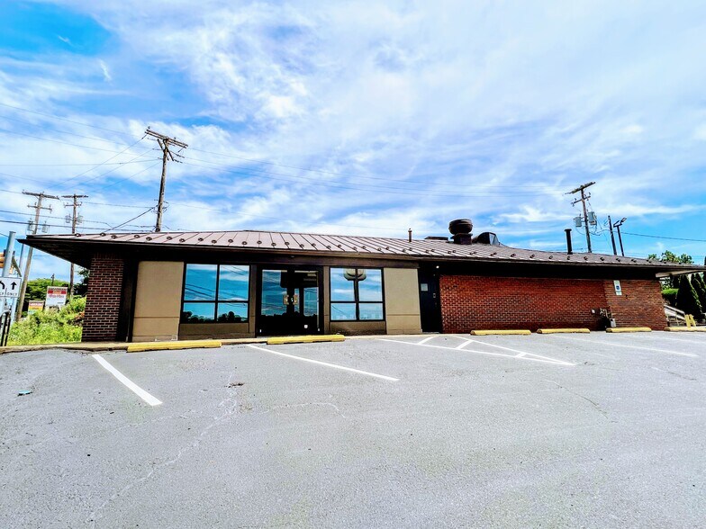 1642 Old Philadelphia Pike, Lancaster, PA 17602