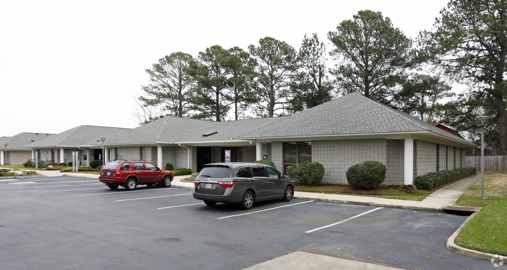 4053 Taylor Rd, Chesapeake, VA 23321