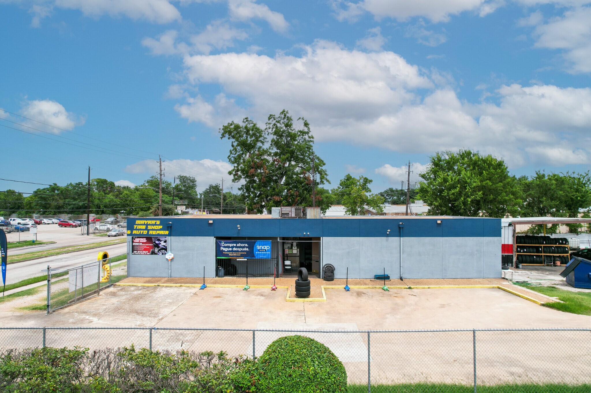 614 E Tidwell Rd, Houston, TX for lease Building Photo- Image 1 of 7