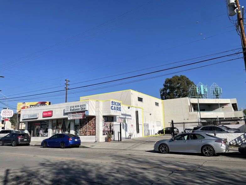 8250 Ventura Canyon Ave, Panorama City, CA for sale - Building Photo - Image 1 of 1