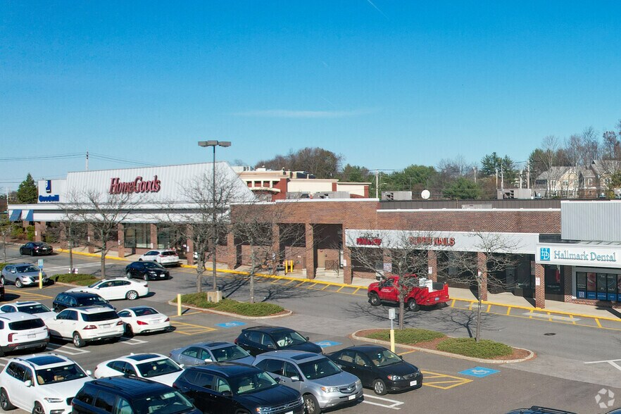 301 Newbury St, Danvers, MA for lease - Primary Photo - Image 3 of 3