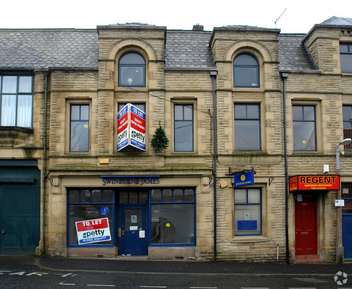 11 Bank Para, Burnley for lease - Building Photo - Image 3 of 3