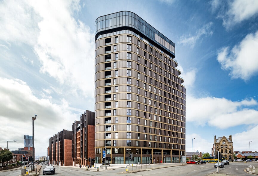 Parliament Sq, Liverpool for lease - Primary Photo - Image 1 of 5
