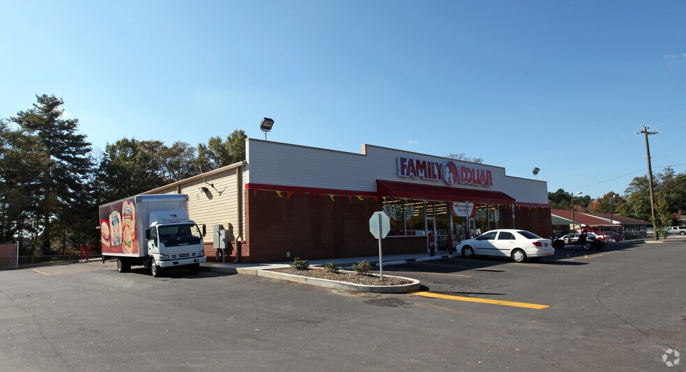 627 E Main St, Laurens, SC for sale - Primary Photo - Image 1 of 1