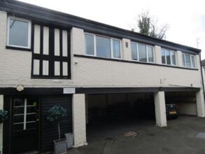 Union St, Newport Pagnell for lease Building Photo- Image 1 of 3