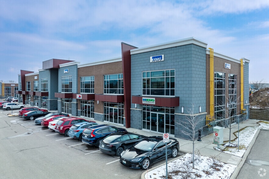 233 Speers Rd, Oakville, ON for lease - Building Photo - Image 2 of 5