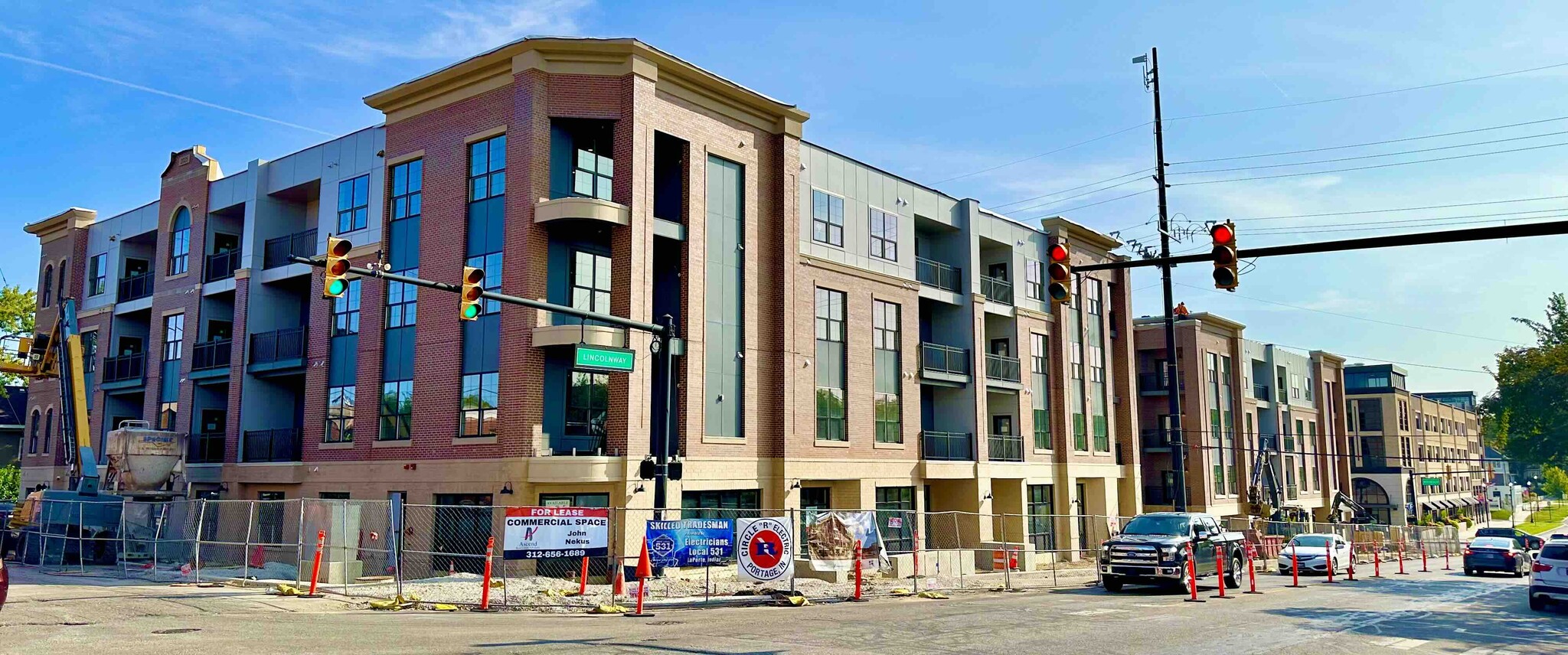 215 E Lincolnway, Valparaiso, IN for lease Building Photo- Image 1 of 9