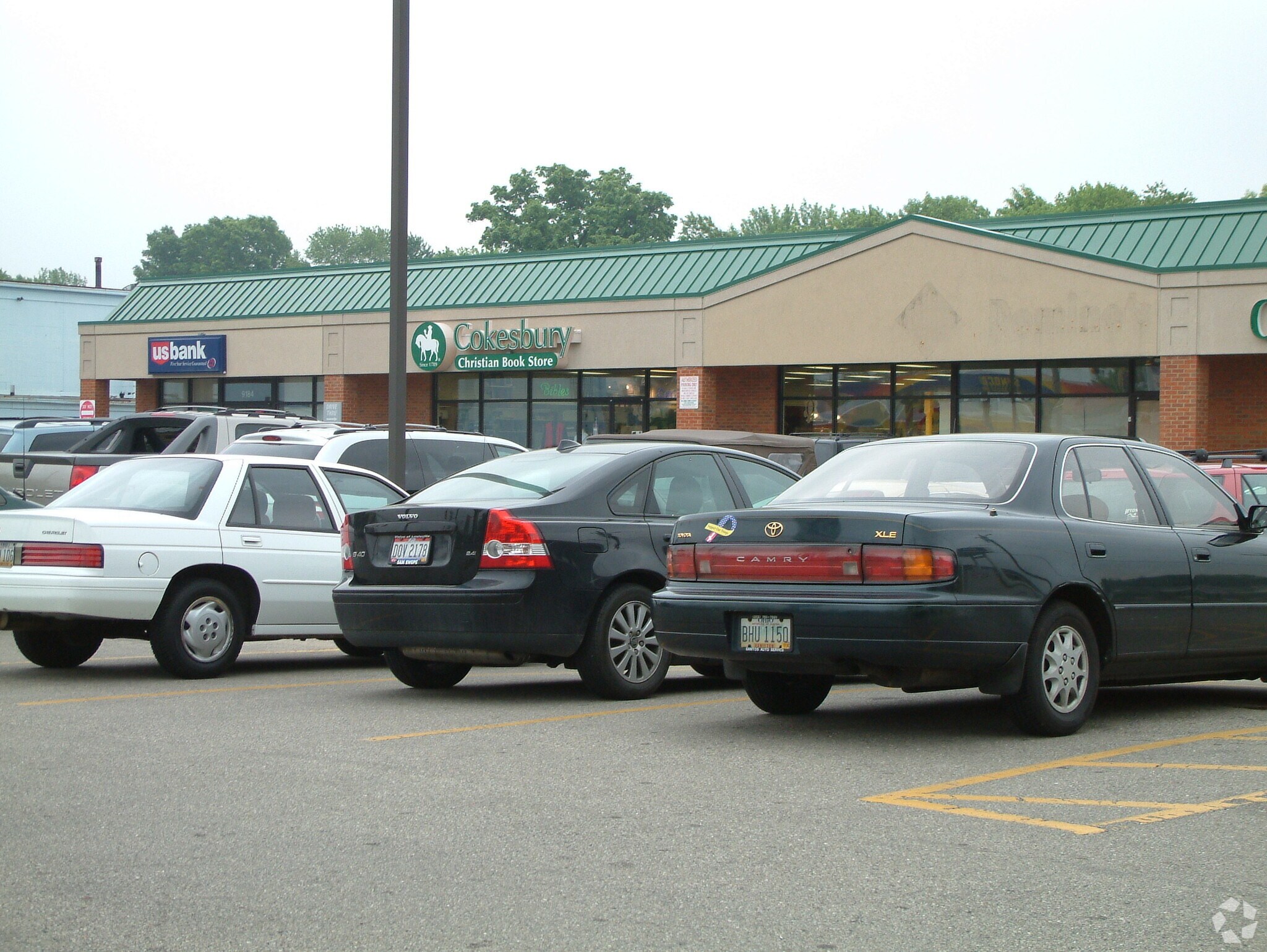 9172-9184 Winton Rd, Cincinnati, OH for sale Building Photo- Image 1 of 1