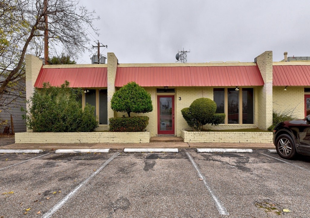 2304 Hancock Dr, Austin, TX 78756