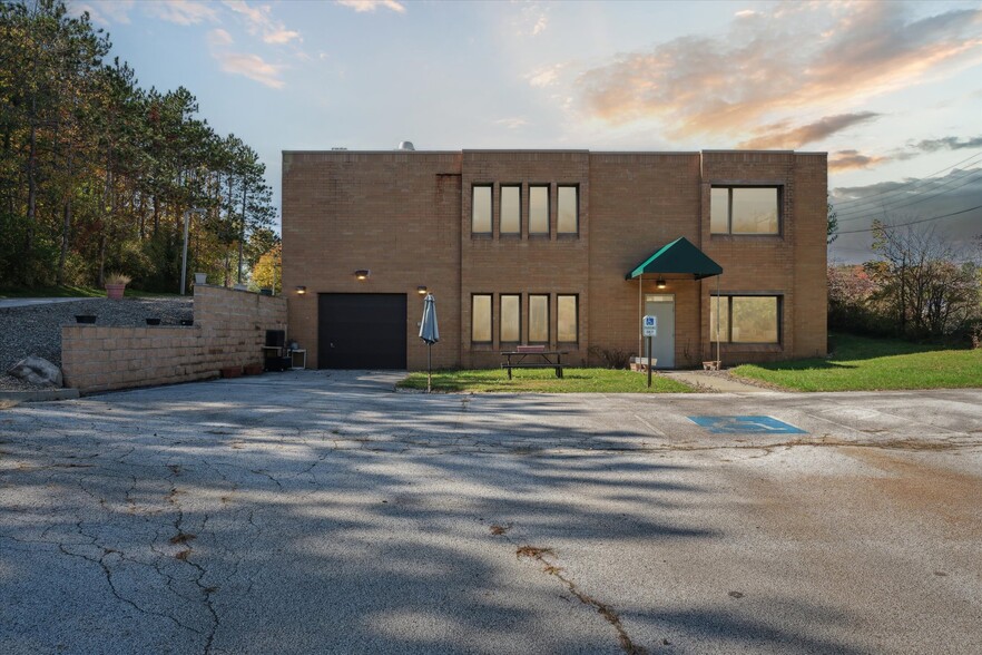 3333 Brecksville Rd, Richfield, OH for lease - Building Photo - Image 1 of 49