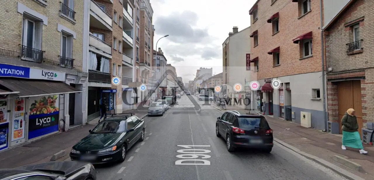 Retail in La Courneuve for sale Building Photo- Image 1 of 4