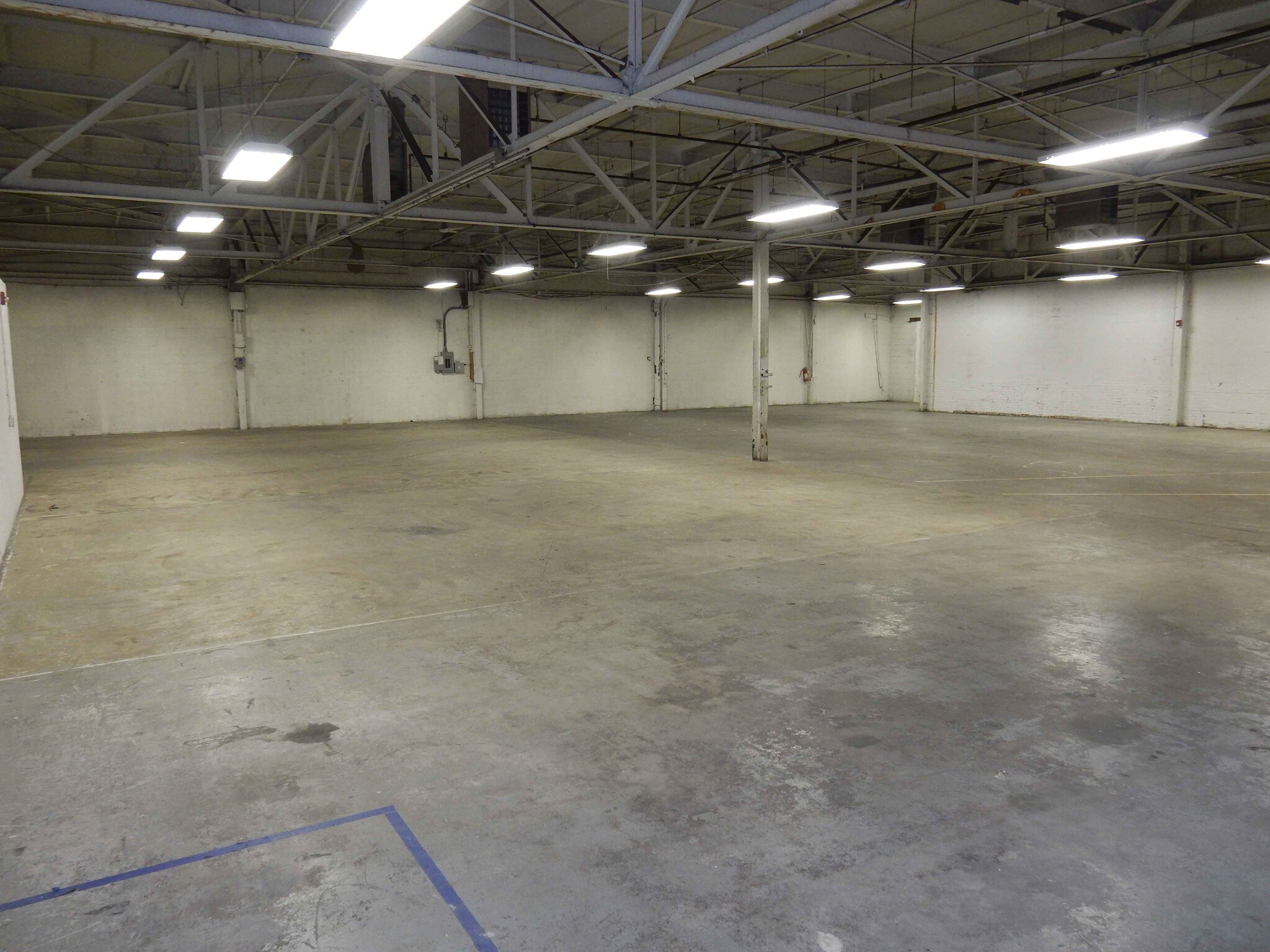 940 Circle Dr, Oaks, PA for lease Building Photo- Image 1 of 8