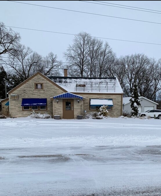 6053 Rock Falls Rd, Luxemburg, WI for sale Primary Photo- Image 1 of 8