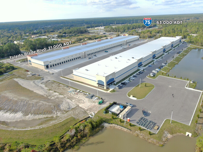 1-75 Toledo Blade Blvd, North Port, FL for lease - Building Photo - Image 3 of 6