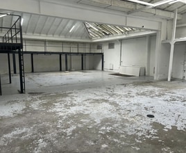 7 Rue Pleyel, Paris for lease Interior Photo- Image 1 of 2