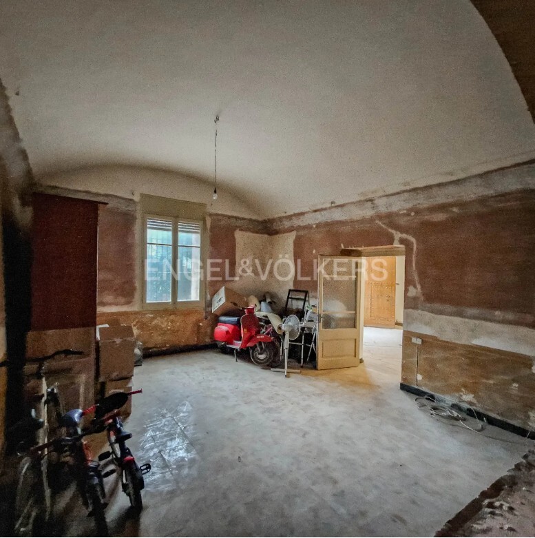 Retail in La Palma de Cervelló, Barcelona for lease Interior Photo- Image 1 of 7