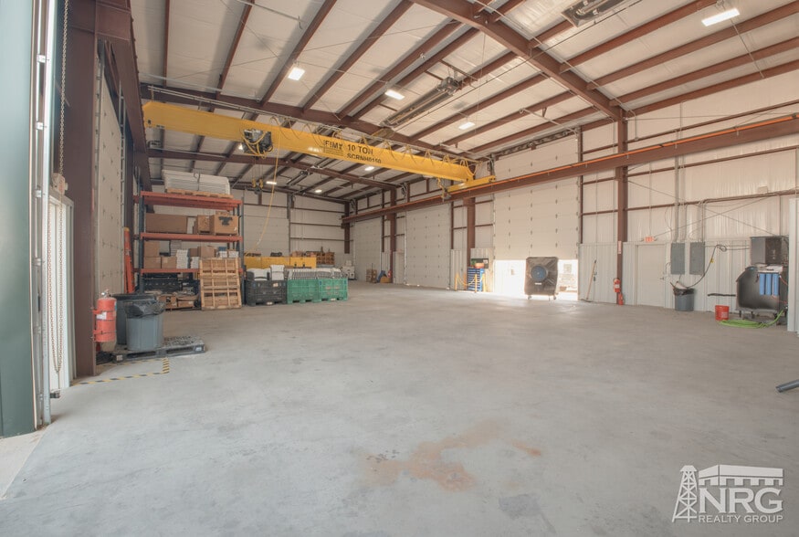 5215 Petroleum Dr, Carlsbad, NM for sale - Interior Photo - Image 3 of 14