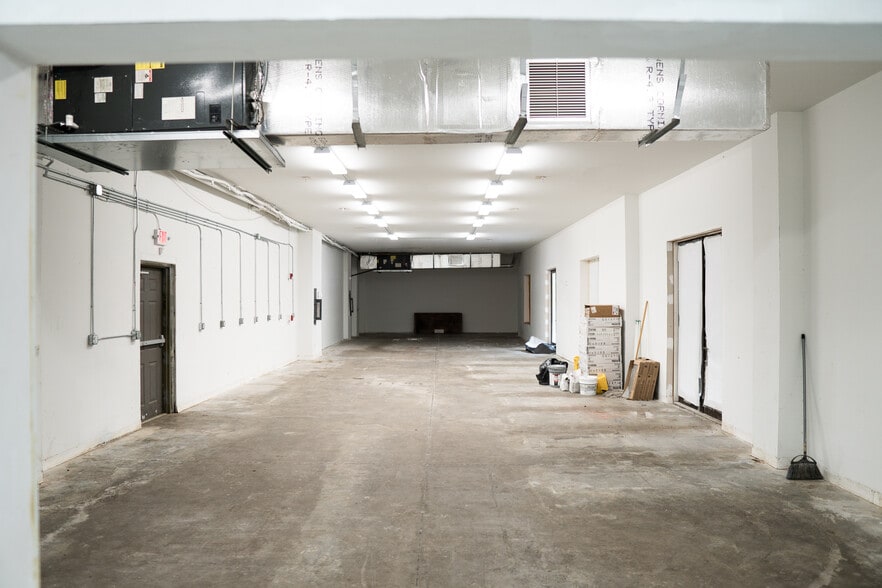 3780 NW 24th Blvd, Gainesville, FL for lease - Interior Photo - Image 3 of 33