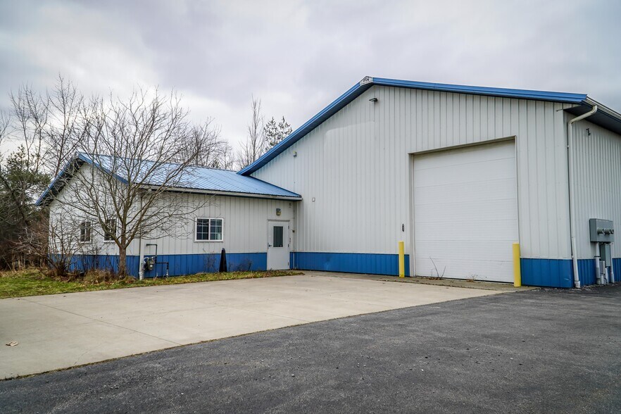 3576 S Benzing Rd, Orchard Park, NY for sale - South Benzing-13 - Image 1 of 41