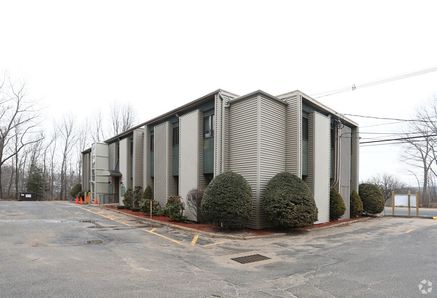 276 Highland Ave, Waterbury, CT for lease - Building Photo - Image 3 of 4