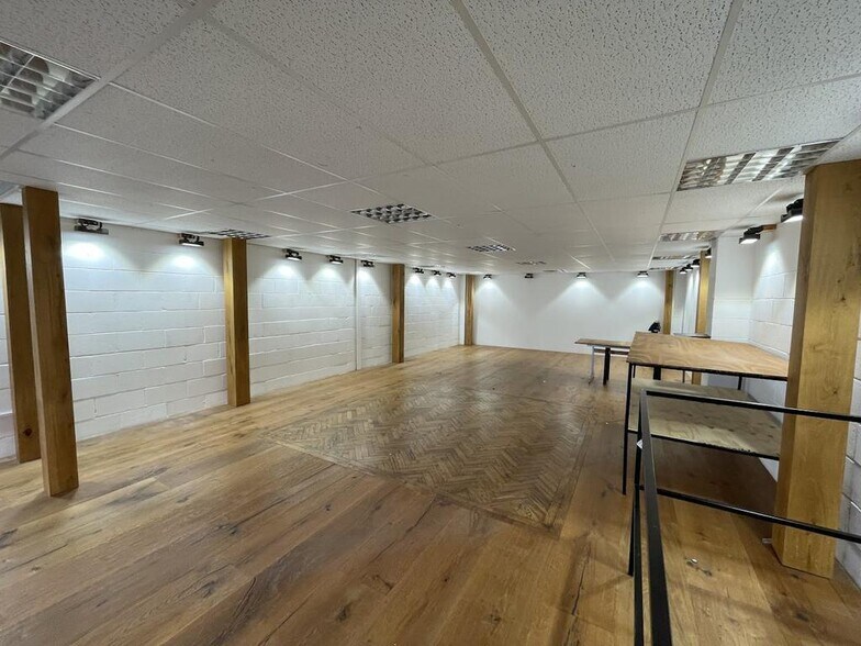 Wolverhampton Rd, Stafford for sale - Interior Photo - Image 1 of 1