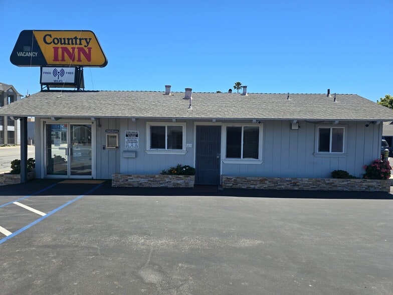 126 John St, Salinas, CA for sale - Building Photo - Image 1 of 7