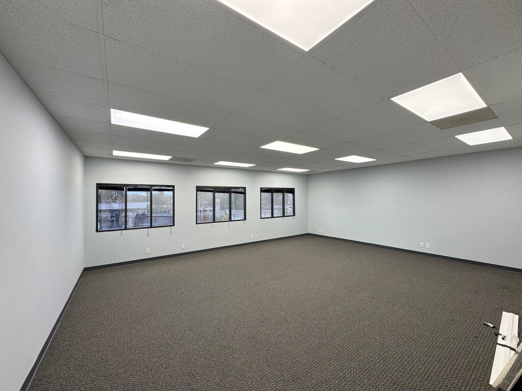 1038 Leigh Ave, San Jose, CA for lease Interior Photo- Image 1 of 2