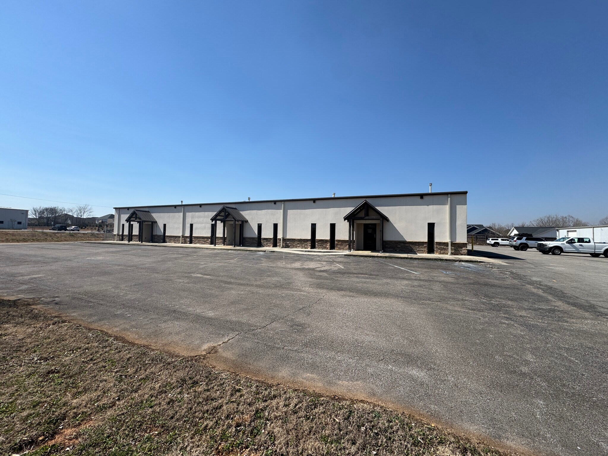 102 Tribble Dr, Madison, AL for sale Building Photo- Image 1 of 1
