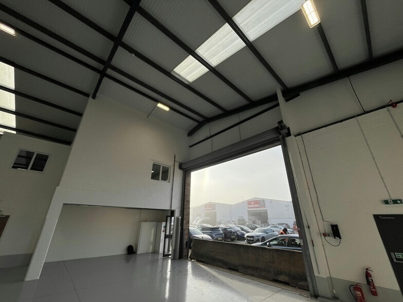 Jeffreys Rd, Enfield for lease - Building Photo - Image 1 of 5