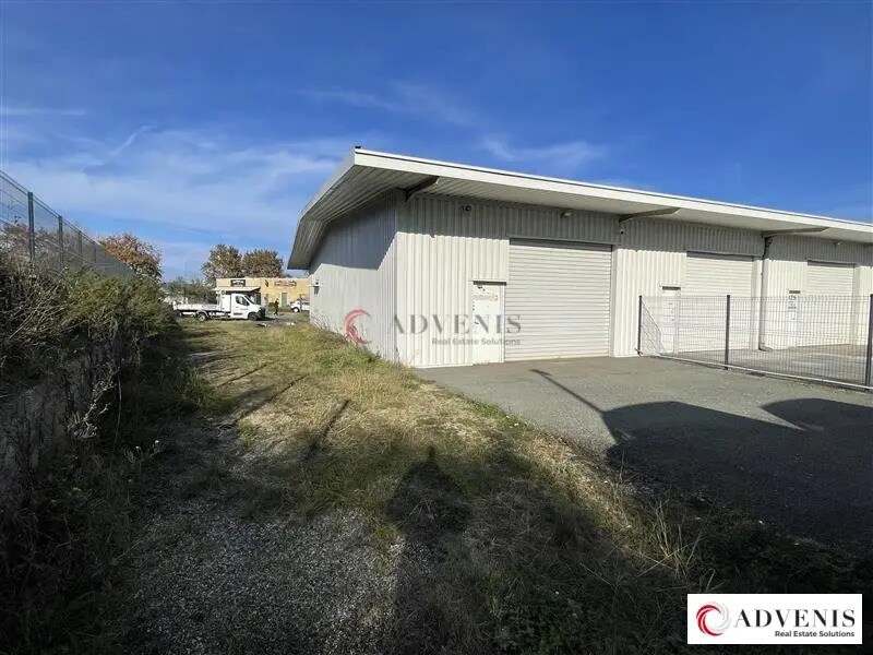 Flex in Le Haillan for lease Building Photo- Image 1 of 6