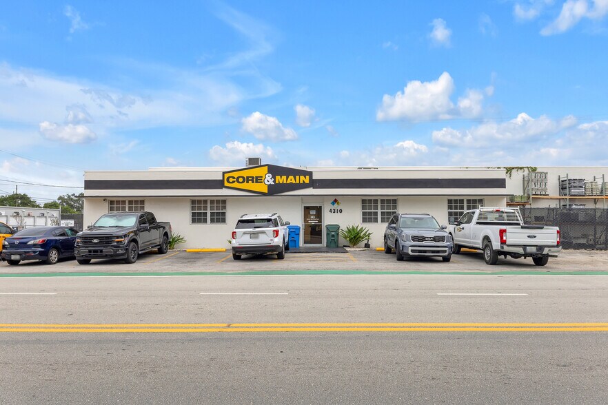 4310 NW 10th Ave, Fort Lauderdale, FL for sale - Building Photo - Image 1 of 1