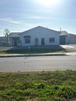 2719 SW 8th Pl, Cape Coral FL - Warehouse