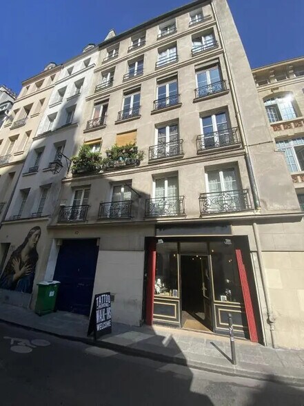 Retail in Paris for lease - Building Photo - Image 2 of 7