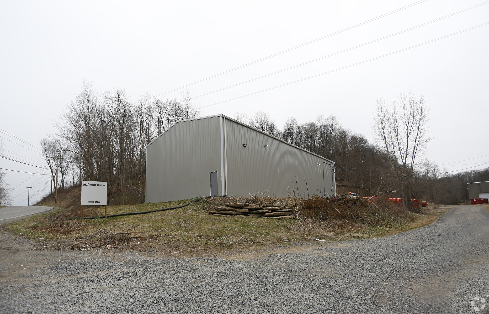 801 Freedom Crider Rd, Freedom, PA for lease Primary Photo- Image 1 of 6