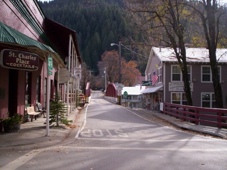 615 Main St & 134 Oxford Mine Rd, Downieville, CA 95936