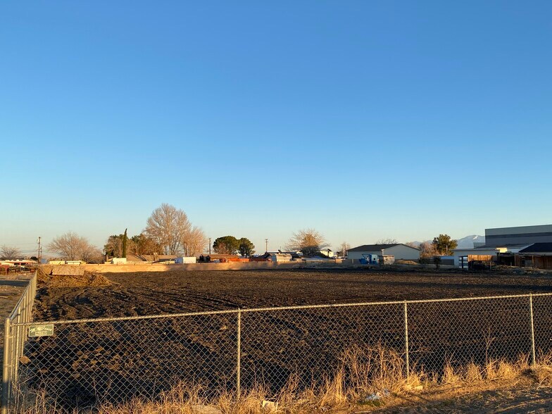 7th Street East, Lancaster, CA for sale - Building Photo - Image 2 of 19