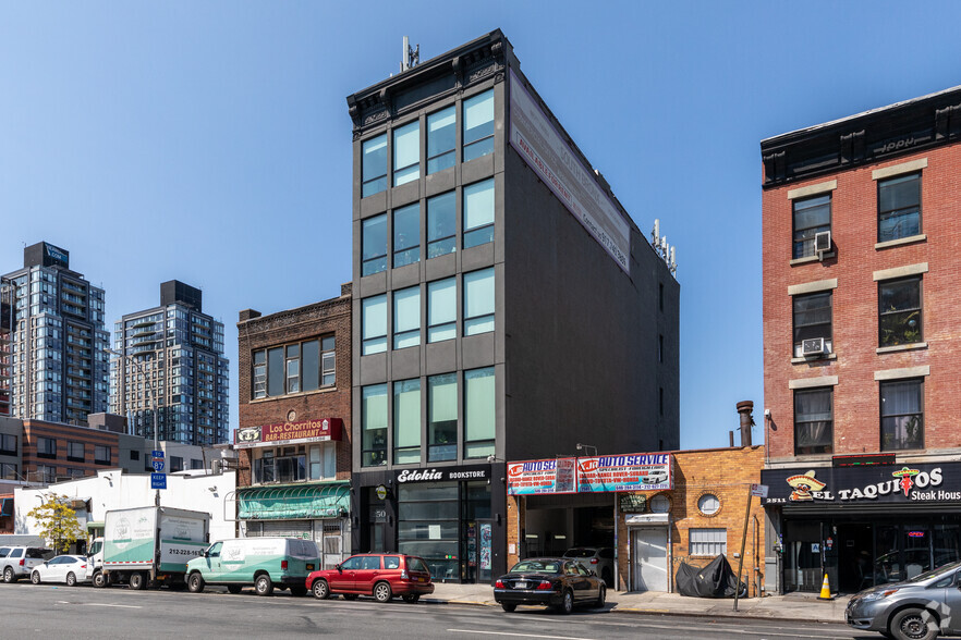 2505 3rd Ave, Bronx, NY for lease - Primary Photo - Image 1 of 5