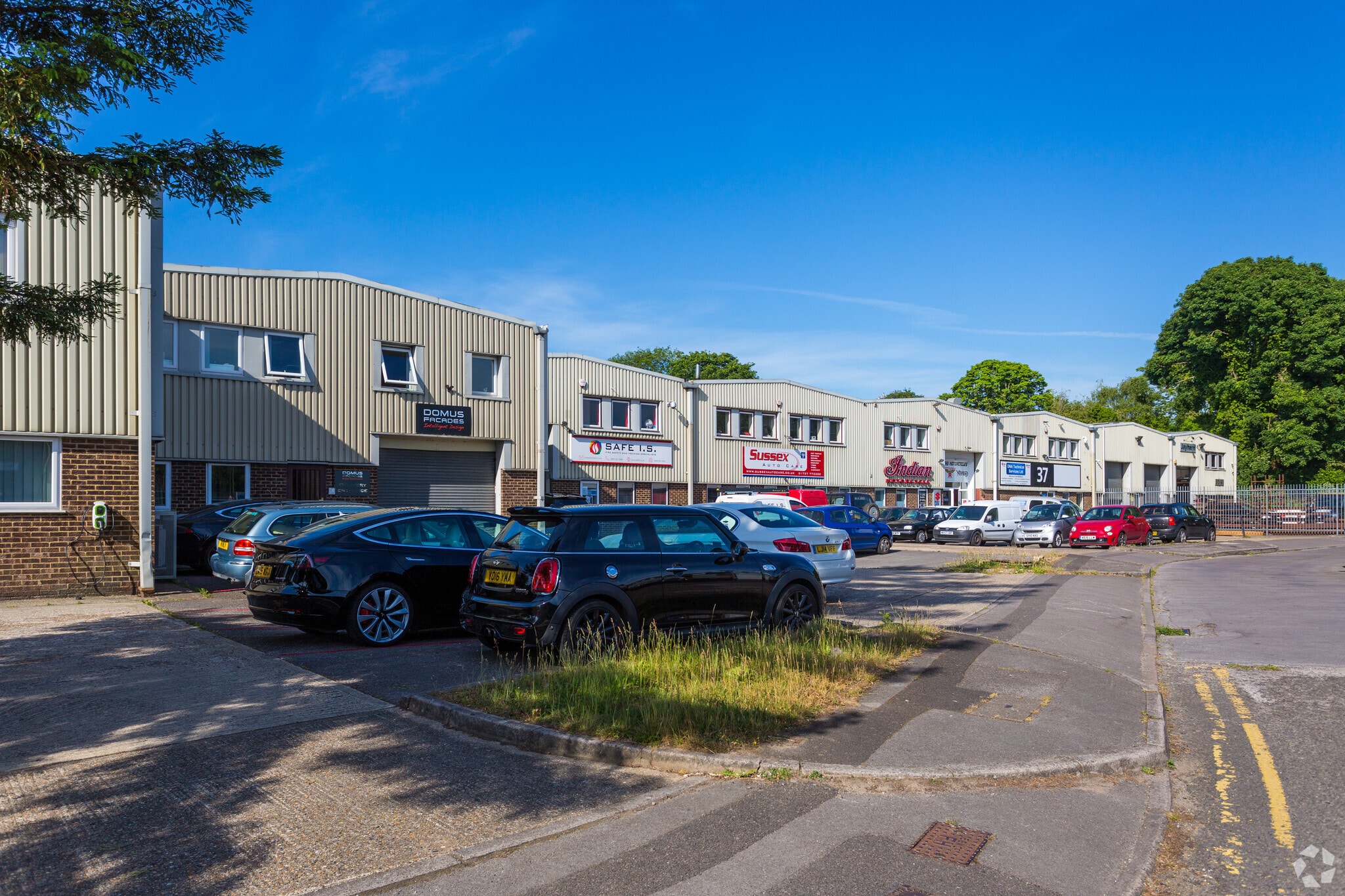 Ormside Way, Redhill for sale Primary Photo- Image 1 of 1