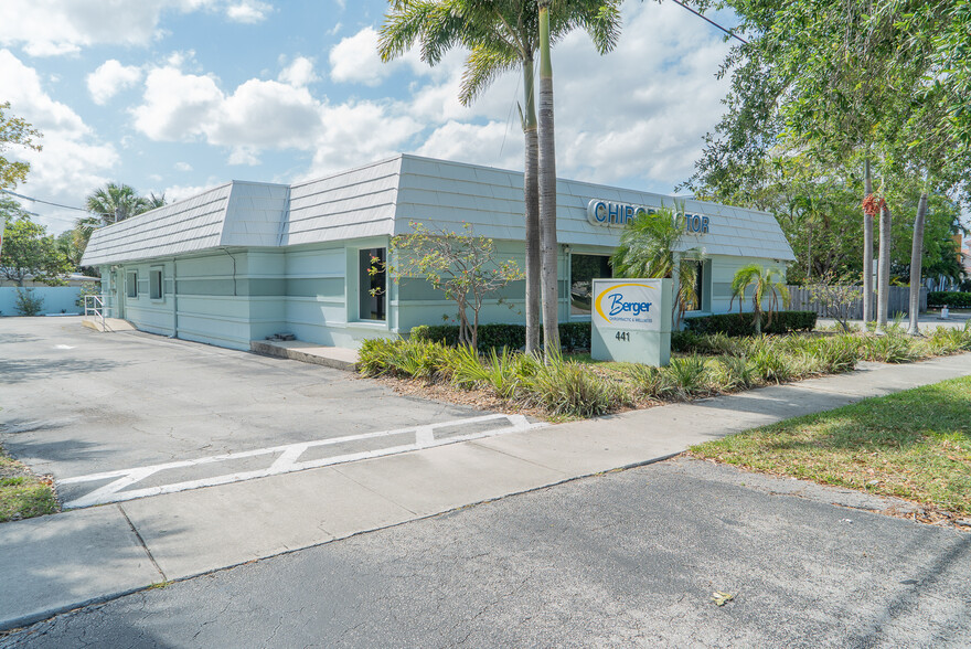 441 S Federal Hwy, Deerfield Beach, FL for lease - Building Photo - Image 3 of 24