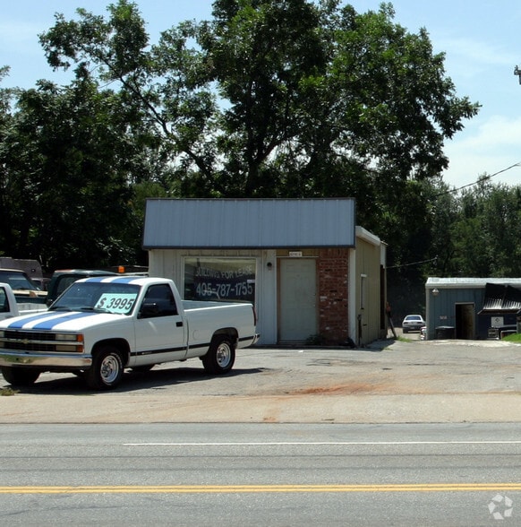 6710 NW 10th St, Oklahoma City, OK for sale - Building Photo - Image 3 of 3