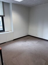 225 Broadway, New York, NY for lease Interior Photo- Image 2 of 8