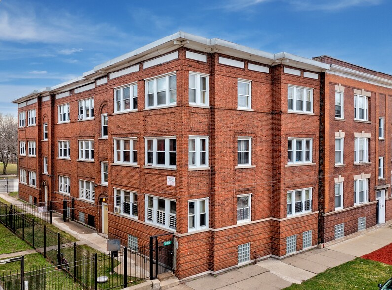 7337 S Yale Ave, Chicago, IL for sale - Primary Photo - Image 1 of 1