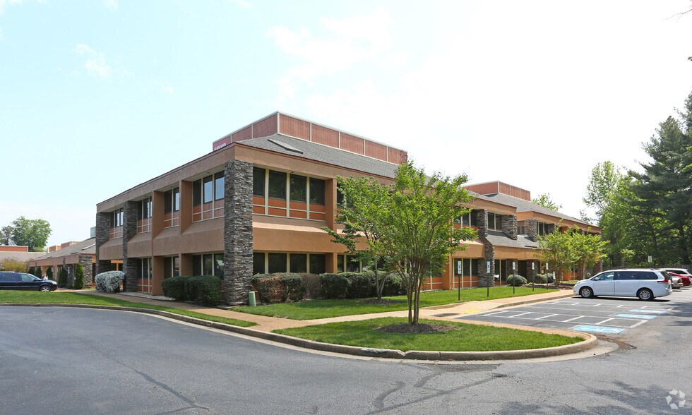 9327 Midlothian Tpke, Richmond, VA, 23235 Office Space For Lease