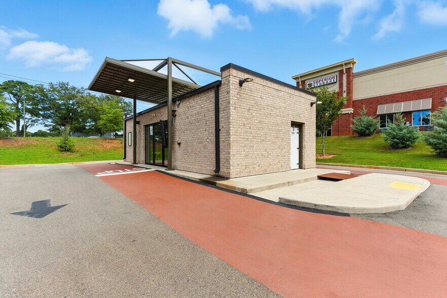 4240 Hickory Flat Hwy, Canton, GA for lease - Building Photo - Image 2 of 22